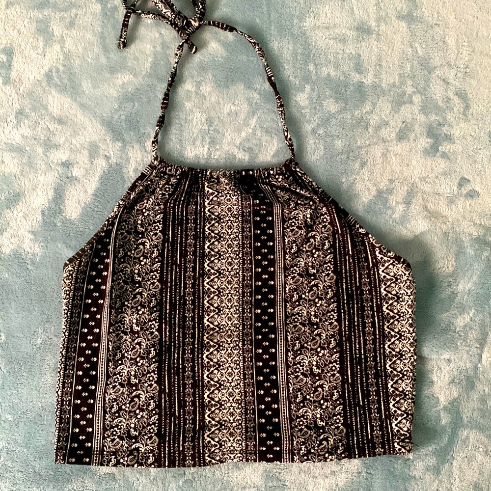 Boutique patterned crop top